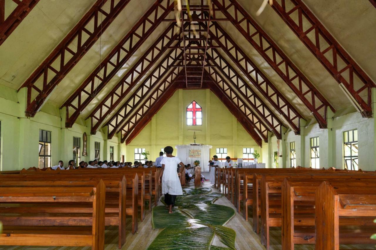 Oarsman'S Bay Lodge Naisisili Extérieur photo